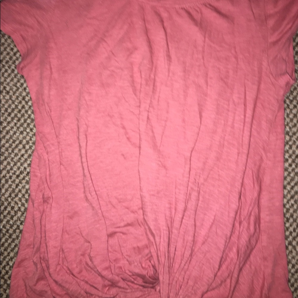 pink shirt